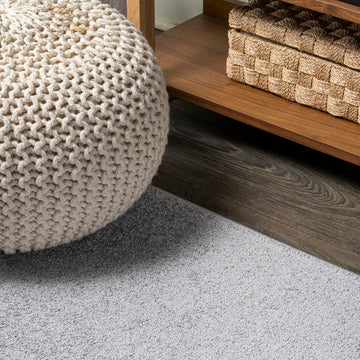 Haze Solid Low-pile Area Rug Light Gray